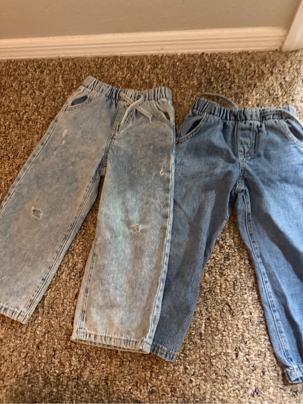 2 jean bundle Kids Elastic-Waist Light Wash Denim Jeans - Blue